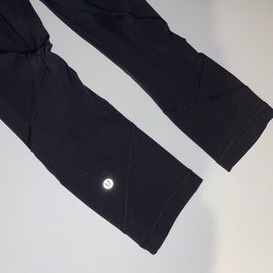 Lululemon leggings 23” - black